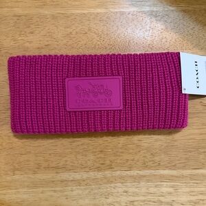 Women’s Coach cable knit headband in Pink NWT